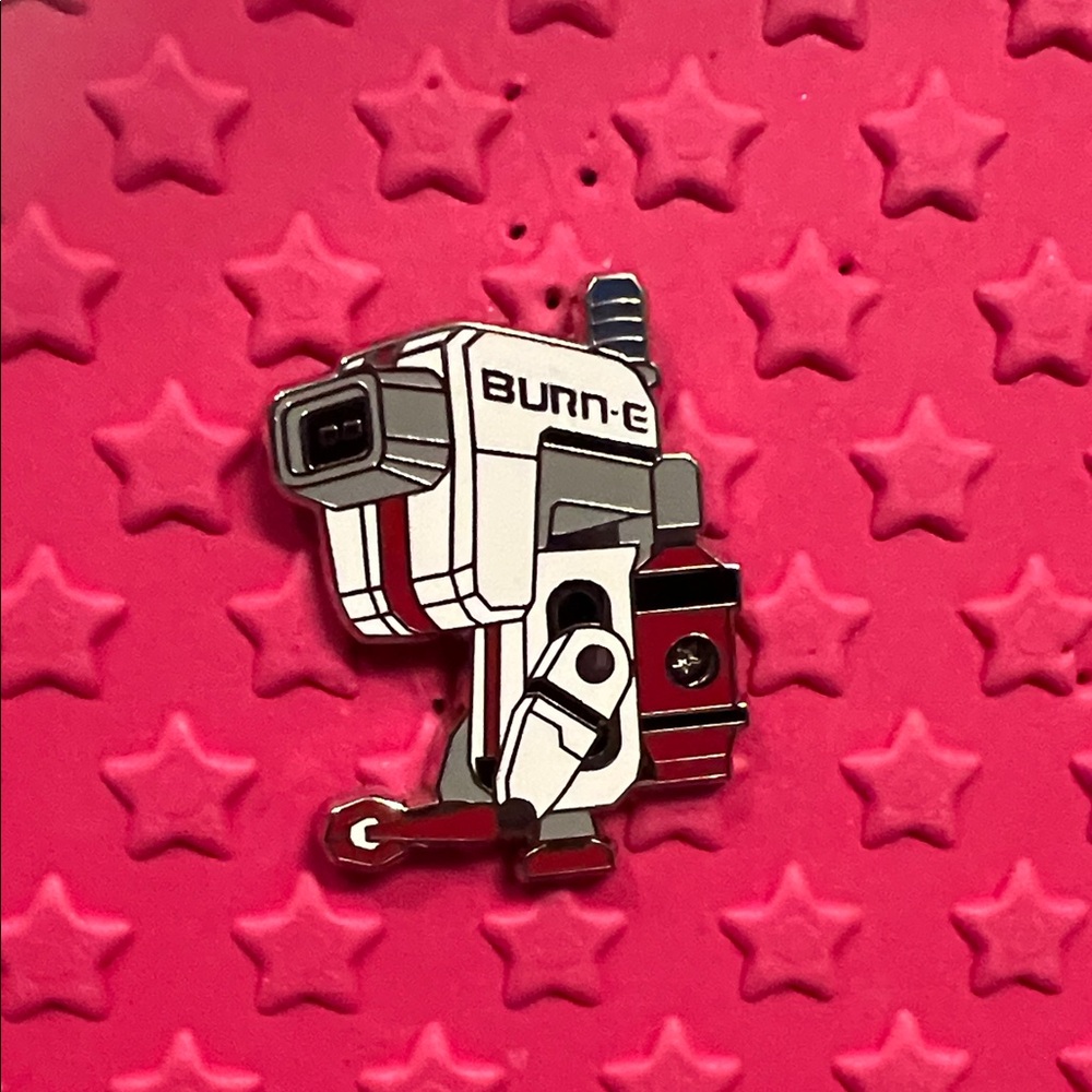 Walt Disney World - 2024 - Trading Pin - Burn-E
Authentic Pin